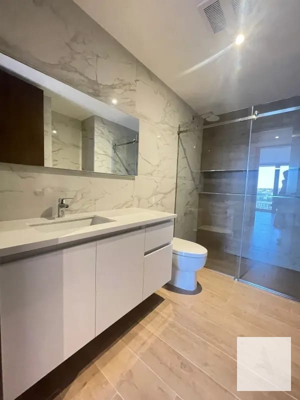 Elegante apartamento en nivel alto dentro de Gaura - zona 15 — Apartamento en Alquiler en Gaura, Zona 15, Guatemala, Ciudad — foto 5 de 13