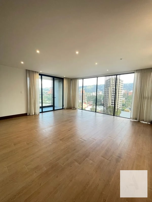 Apartamento para estrenar en nivel alto dentro de Gaura - zona 15 - 13