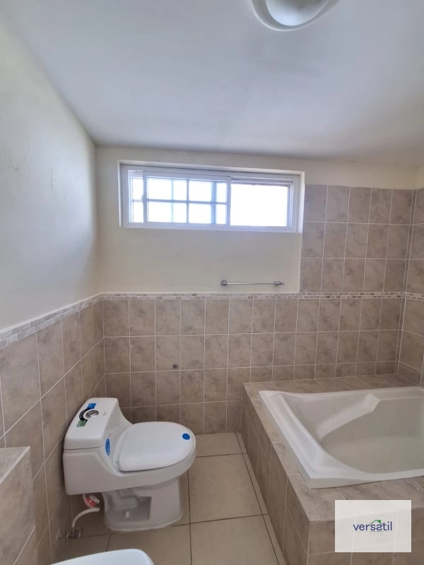Vendo casa en Los MANANTIALES - 7