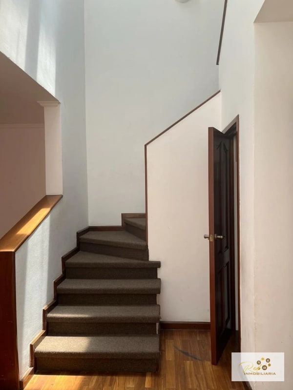 Casa en Venta – Condominio Broken Sound Zona 10 - 13