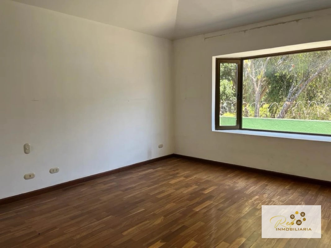 Casa en Venta – Condominio Broken Sound Zona 10 - 10