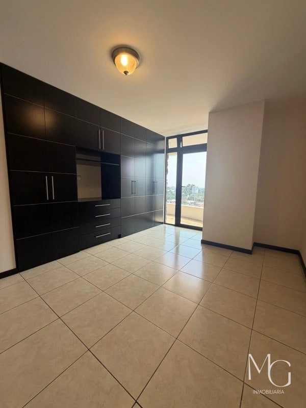 Apartamento en alquiler zona 11 en edificio MIRAGE - 6
