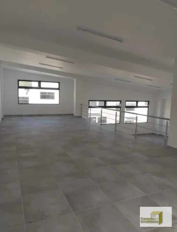 Ofibodega/ Complejo nuevo el Encinal/ 439.30 M2 - 5