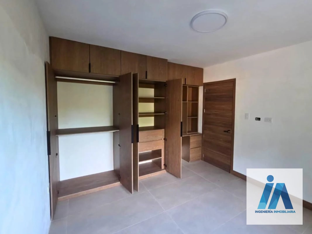 CASA EN VENTA📍Residenciales Los Manzanillos, Km 19.5  Carretera a El Salvador - 5