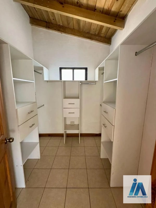 CASA EN ALQUILER📍Condominio San Mateo, Boulevard Acatán Zona 16 - 5