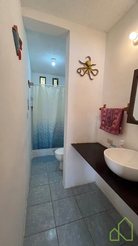 Casa de Playa en Venta en La Curvina, Monterrico - 3