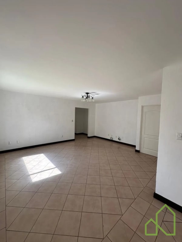 Casa en Alquiler en Casa y Campo - 3