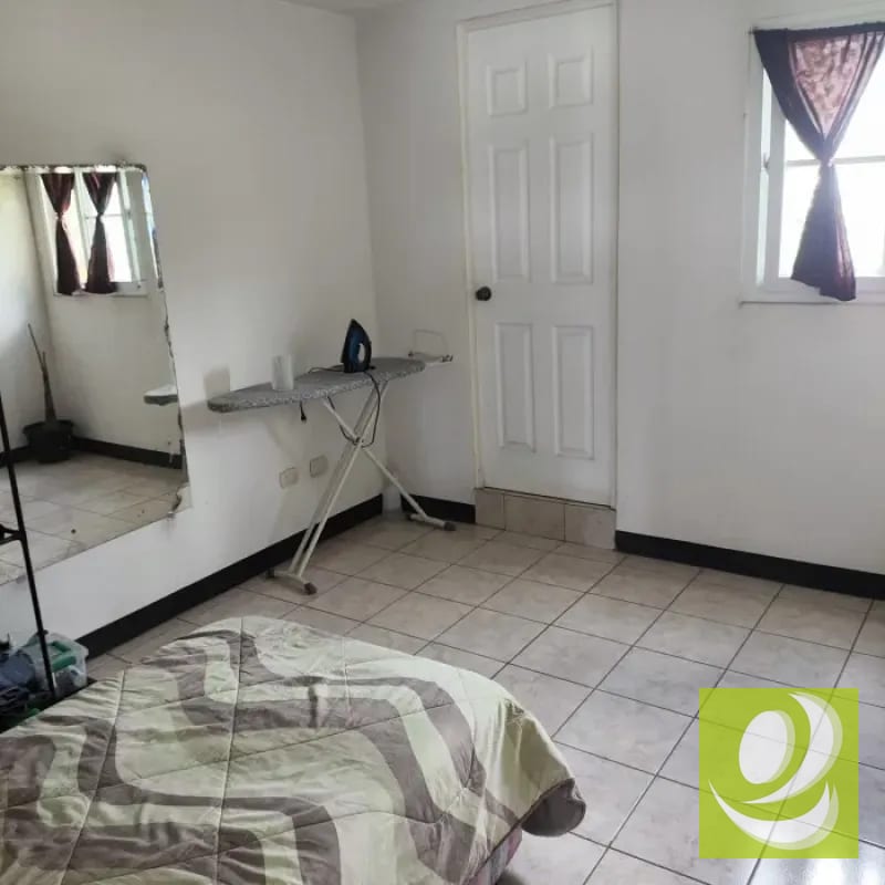 VENDO CASA EN CONDOMINIO FUENTES DEL VALLE NORTE — Casa en Venta en Chinautla, Guatemala, Ciudad — foto 7 de 8