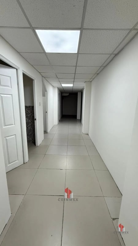Propiedad en renta en zona 9 - 10