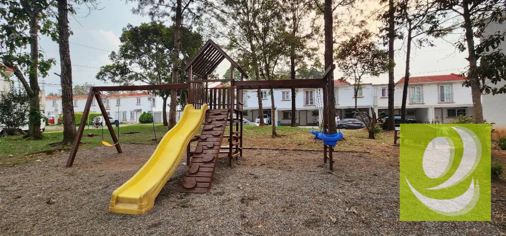 En Venta Casa en Fuentes del Valle Norte 2, zona 18 - 1