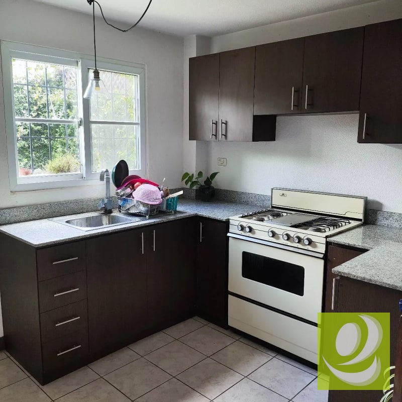 En Venta Casa en Fuentes del Valle Norte 2, zona 18 - 3