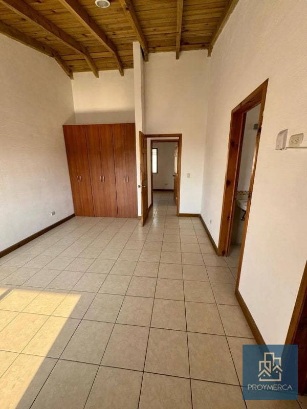 Casa en alquiler, Condominio San Mateo, boulevard Acatán Zona 16 - 5