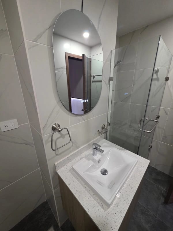 APARTAMENTO NUEVO EN RENTA ZONA 15 VH 1, 50 MTS2 - 1 DORMITORIO ~ 1 BAÑO ~ 1 PARQUEO, IDEAL UNIVERSITARIO, AMUEBLADO $900 — Apartamento en Alquiler en Vista Hermosa I, Zona 15, Guatemala, Ciudad — foto 5 de 8