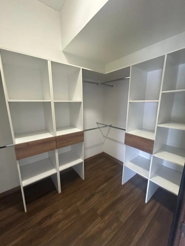 Se Vende Apto. en Zona 10. Excelente Ubicación. — Apartamento en Venta en Zona 10, Guatemala, Ciudad — foto 6 de 16