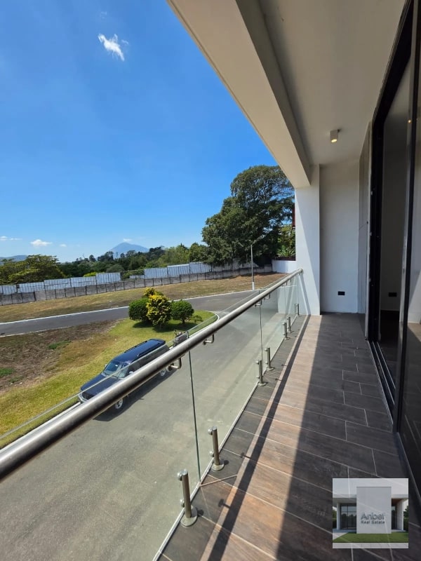 DIAMANTES DE GADIEL Venta Casa en Condominio, 2 Niveles y 4 Dormitorios en Villa Canales Carr a Santa Elena Barillas - 7