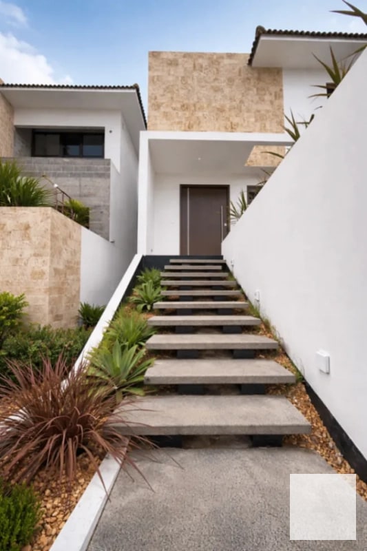 Casa nueva de lujo en venta | Lomas de San Isidro, zona 16 - 14