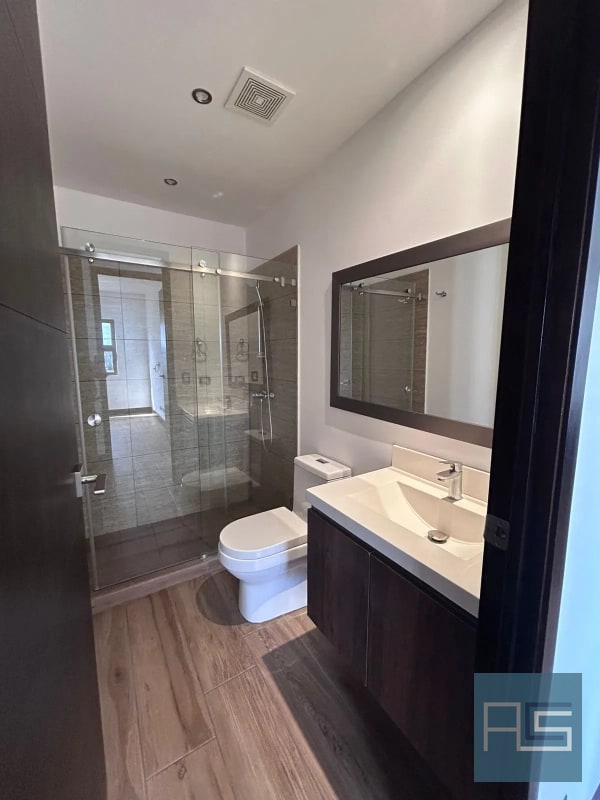 *Amplio e iluminado Apartamento de 3 hab., en Renta en zona 10* - 5