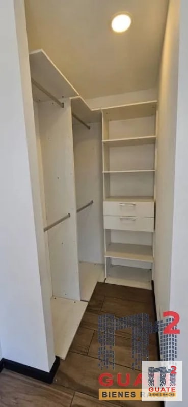 Apartamento en Renta, Zona 15 - 8