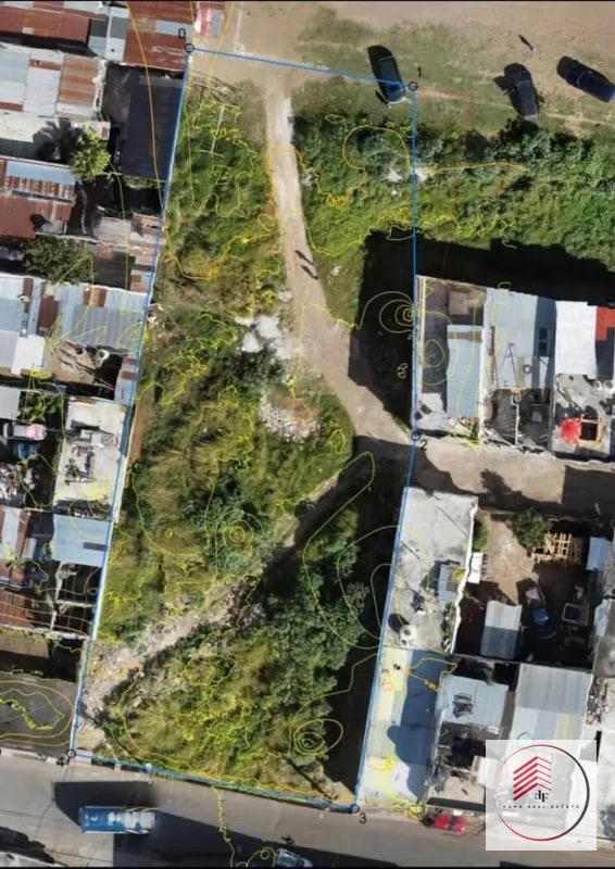 Alquiler de terreno en el Boulevard de Vista Hermosa zona 15 - 1
