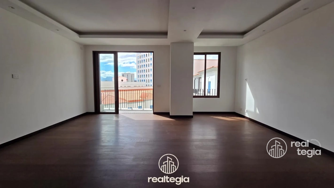 APARTAMENTO EN NOGALES DE CAYALÁ ZONA 16 - 13