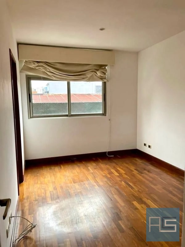 En RENTA - Amplio Apartamento ubicado en sector exclusivo de Oakland Zona 10 - 9