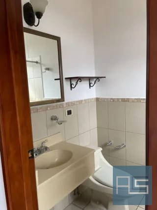 En RENTA - Amplio Apartamento ubicado en sector exclusivo de Oakland Zona 10 — Apartamento en Alquiler en Oakland I, Zona 10, Guatemala, Ciudad — miniatura 8 de 17