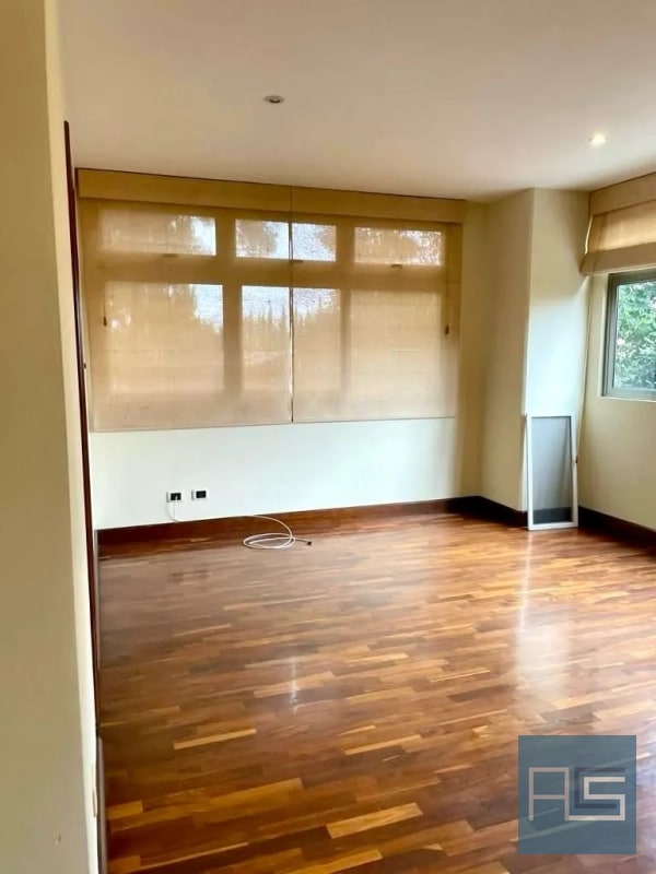 En RENTA - Amplio Apartamento ubicado en sector exclusivo de Oakland Zona 10 - 5