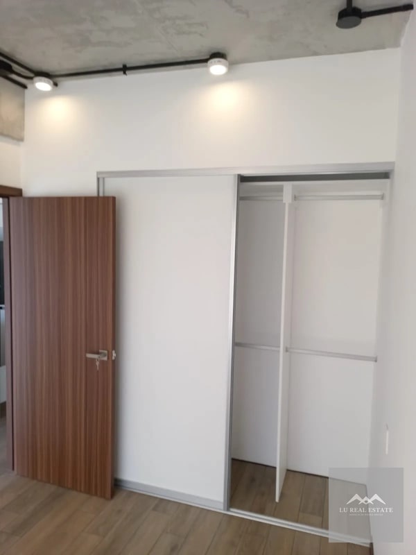apartamento de una habitación en z4 - 5