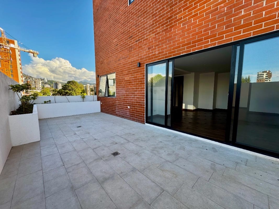 Apartamento con la comodidad de una casa en venta en zona 15 — Apartamento en Venta en Zona 15, Guatemala, Ciudad — foto 15 de 17