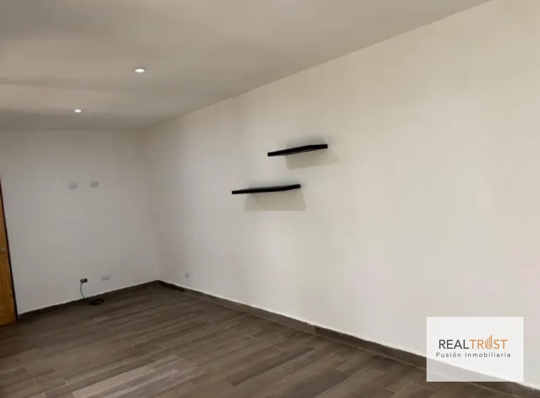 Hermosa casa grande en Residencial Los Diamantes - 10