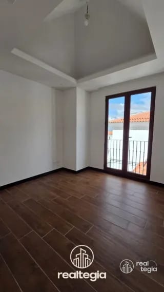 APARTAMENTO LIRIOS DE CAYALÁ ZONA 16 — Apartamento en Alquiler en Zona 16, Guatemala, Ciudad — miniatura 4 de 12