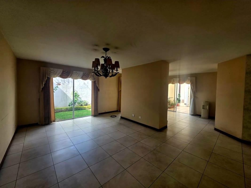 Casa en Venta Barrio de San Nicolas 2, zona 4 de Mixco atrás de Walmart San Nicolas — Casa en Venta en Zona 4 Mixco, Guatemala, Ciudad — foto 5 de 14