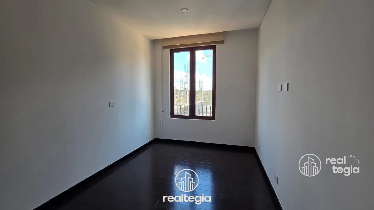 APARTAMENTO NOGALES DE CAYALÁ ZONA 16 - 8