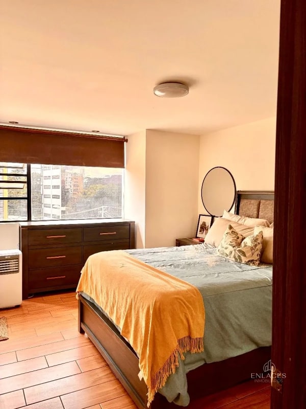 Zona 14 • Apartamento Remodelado en Renta • Edificio Santorini - 1