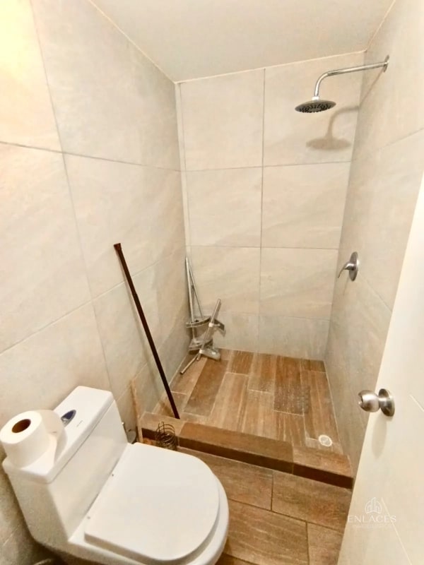 Zona 11 • Apartamento Semiamueblado en Renta • Edificio Tribeca - 10