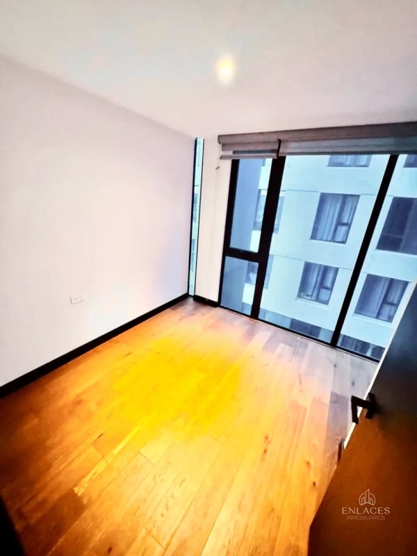 Zona 11 • Apartamento en Renta • Edificio Villa Mariscal - 2