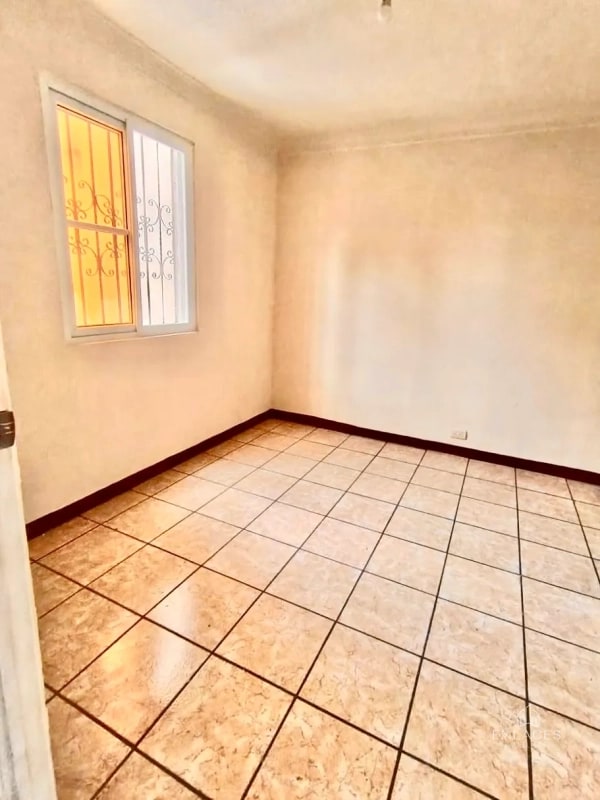 Zona 7 de Villa Nueva • Casa en Venta • Colinas de Monte María Sur - 7