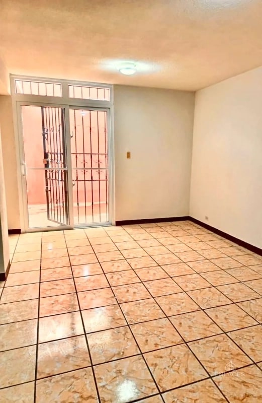 Zona 7 de Villa Nueva • Casa en Venta • Colinas de Monte María Sur - 4
