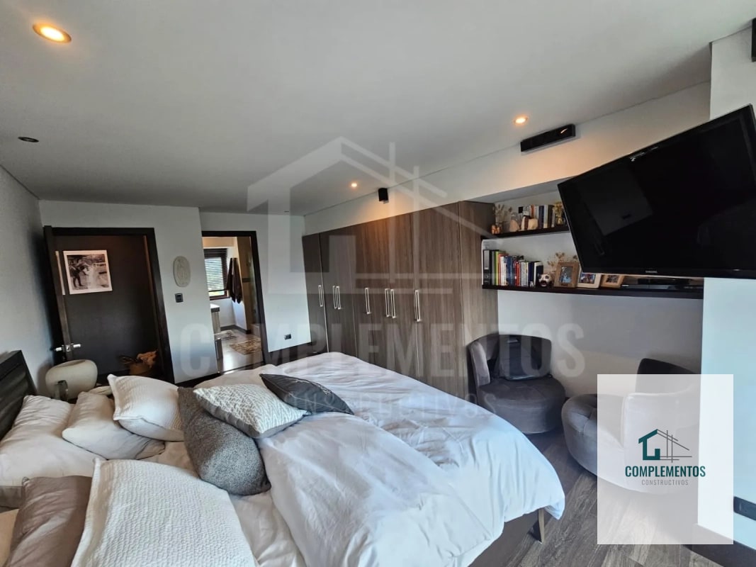 Apartamento en renta zona 16 - 5
