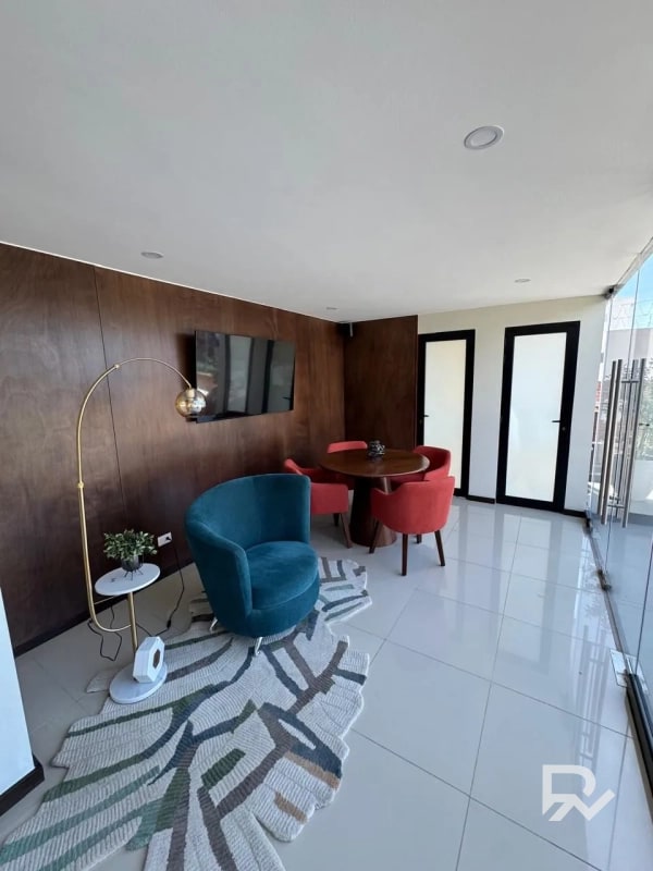 Apartamento para alquiler en Edificio Kiintea Zona 15, atrás de McDonald´s - 5