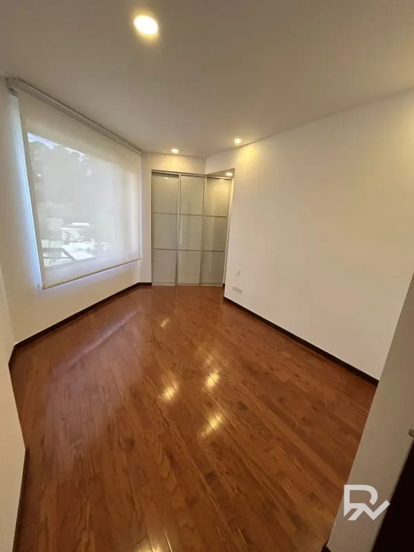 Alquiler o venta de apartamento en Edificio Plenum zona 14 — Apartamento en Alquiler en Zona 14, Guatemala, Ciudad — foto 5 de 12