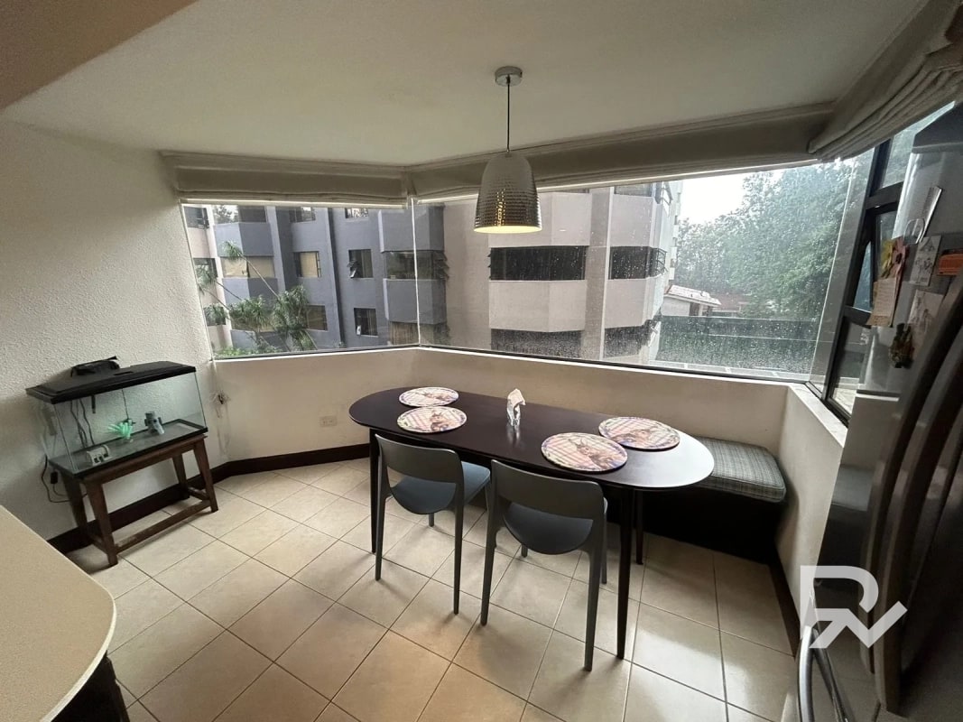 Alquiler o venta de hermoso apartamento remodelado en zona 14 - 11