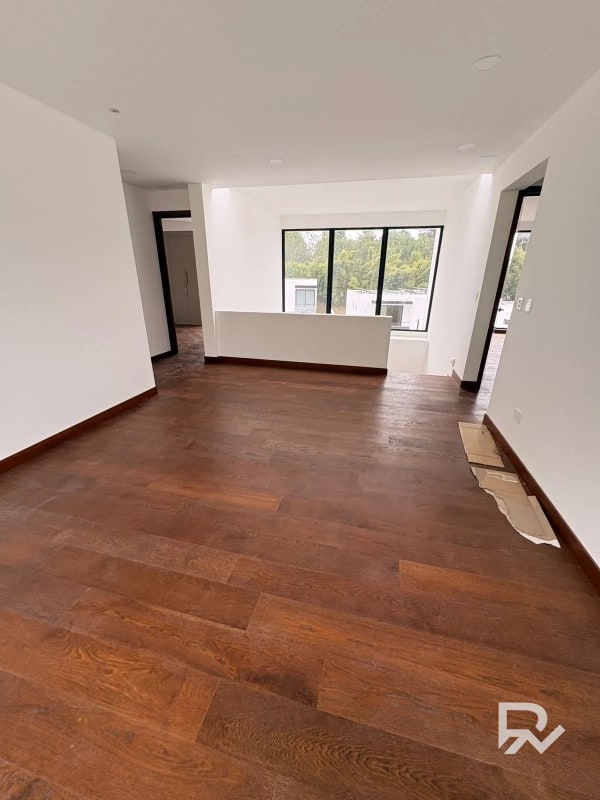 Venta de casa en Sauces del Pulte zona 16 - 7