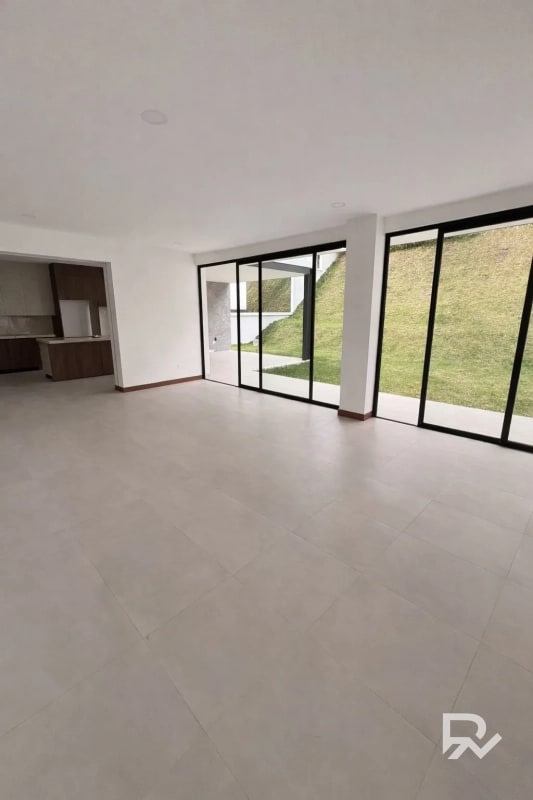 Venta de casa en Sauces del Pulte zona 16 - 4