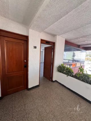 Oficinas en alquiler - Edificio Plaza Florencia z9 — Oficina en Alquiler en Zona 9, Guatemala, Ciudad — miniatura 5 de 8