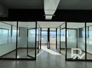 Alquiler de oficina de 524.60 mts tabicada zona 9 Reforma — Oficina en Alquiler en Zona 9, Guatemala, Ciudad — miniatura 7 de 8