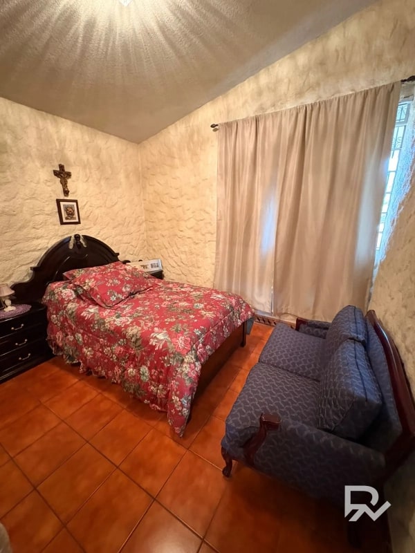 Propiedad con potencial REAL de inversión 📍 San Cristóbal 2, zona 8 de Mixco - 8