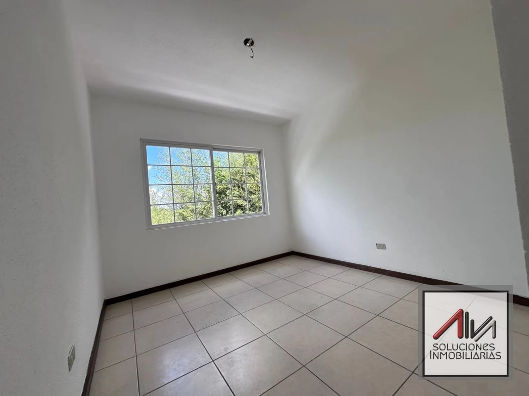 CASA EN VENTA SANTA CATARINA PINULA, LOS CEREZOS KM 18.5 CARRETERA A EL SALVADOR - 8