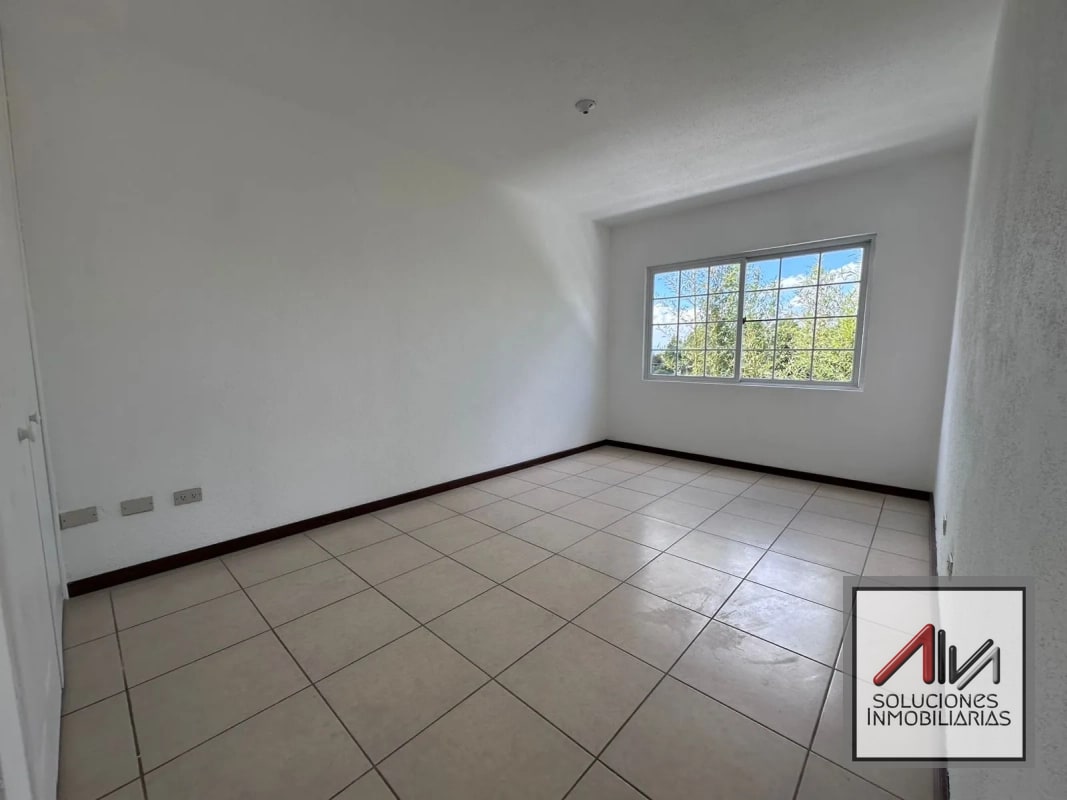 CASA EN VENTA SANTA CATARINA PINULA, LOS CEREZOS KM 18.5 CARRETERA A EL SALVADOR - 6
