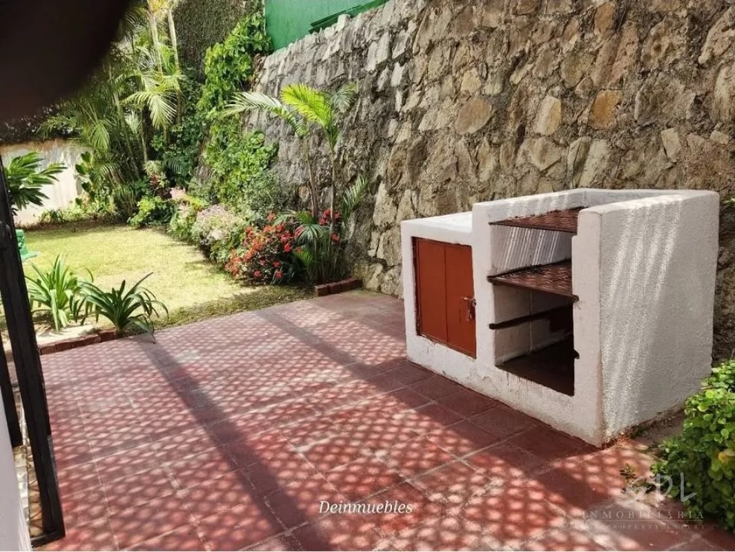 Muxbal carretera km.10.5 - 1